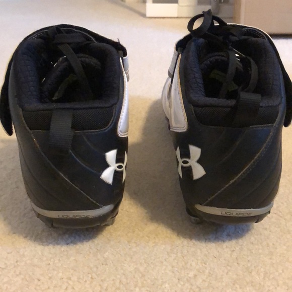 Under Armour cleats - Picture 4 of 7